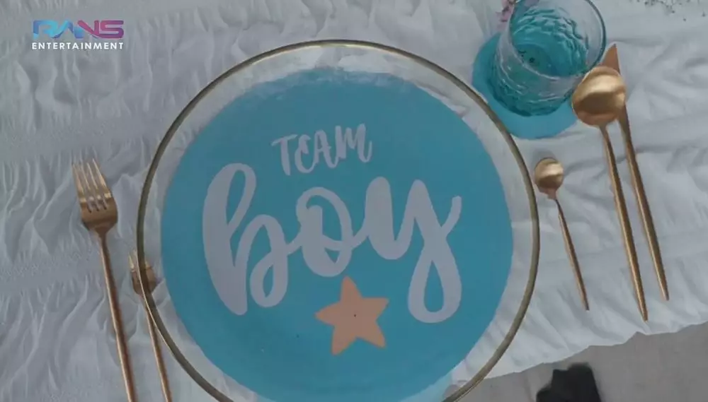 Nagita umumkan jenis kelamin anak kedua © 2021 brilio.net YouTube Nagita umumkan jenis kelamin anak kedua © 2021 brilio.net YouTube