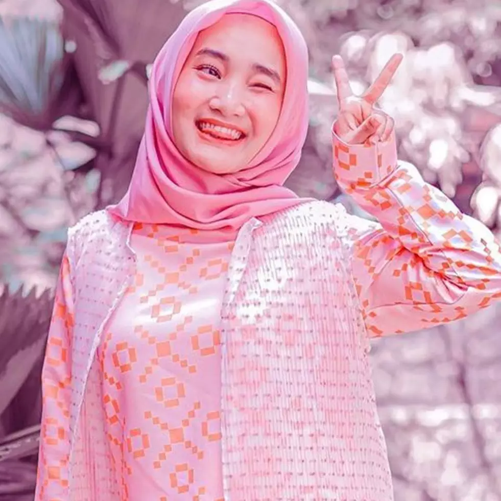 Momen haru Fatin Shidqia pulang dari Wisma Atlet, sembuh Covid-19