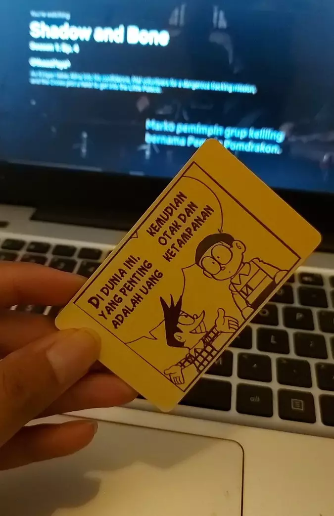 Desain lucu kartu ATM © berbagai sumber Desain lucu kartu ATM © berbagai sumber