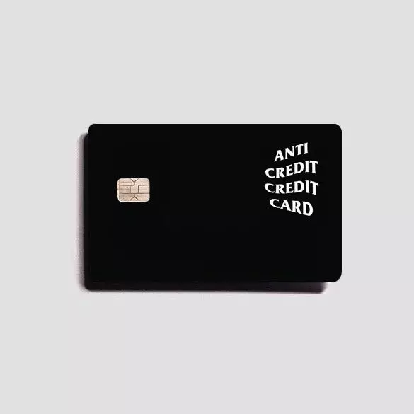 Desain lucu kartu ATM © berbagai sumber Desain lucu kartu ATM © berbagai sumber