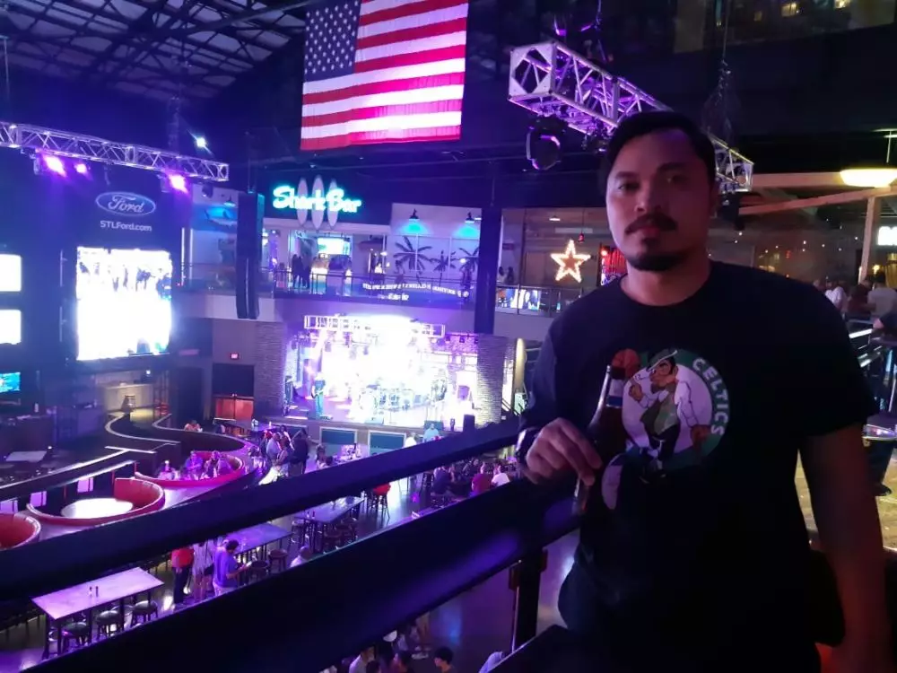 4 Fakta Leon Travis  © 2021 brilio.net