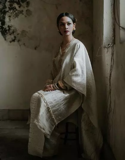 Potret penyanyi pop wanita saat pakai kebaya © berbagai sumber