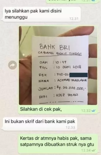 Chat kirim bukti transfer © berbagai sumber