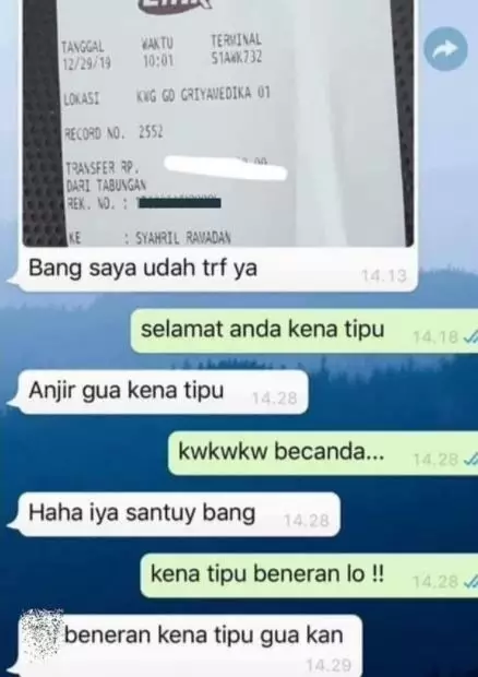 Chat kirim bukti transfer © berbagai sumber