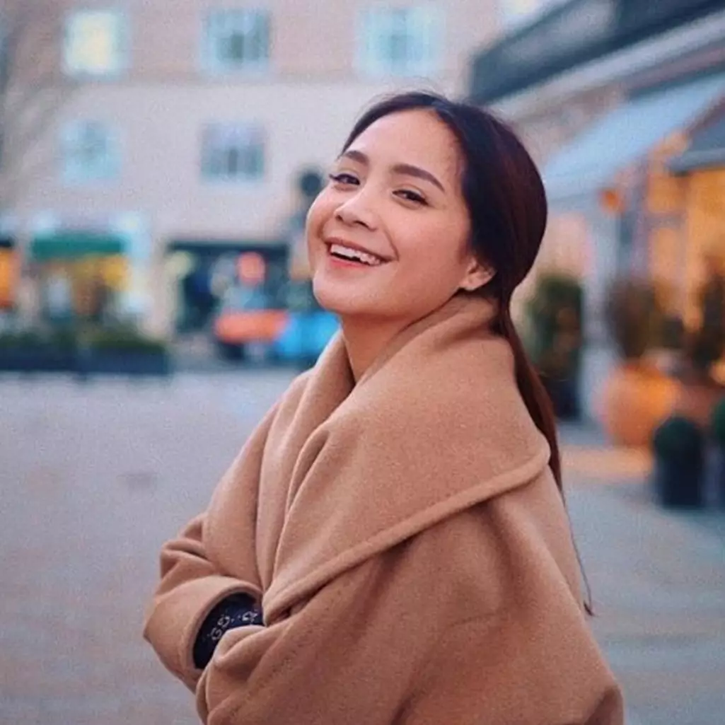 6 Potret Nagita Slavina pamer baby bump anak kedua, auranya terpancar