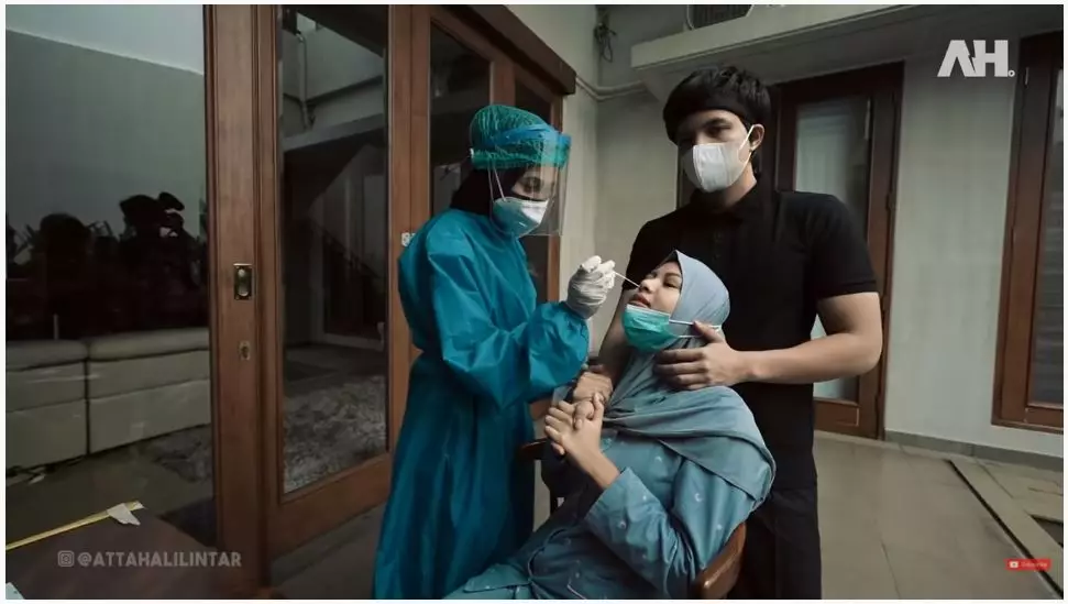 Aurel Atta liburan ke Puncak © YouTube