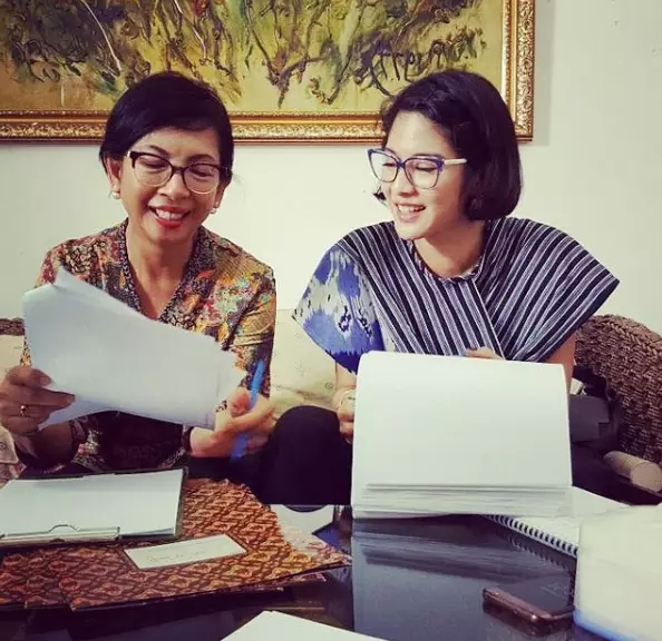 potret kebersamaan dian sastro dan ibu © instagram potret kebersamaan dian sastro dan ibu © instagram