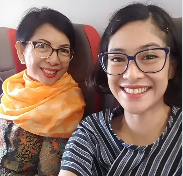 potret kebersamaan dian sastro dan ibu © instagram potret kebersamaan dian sastro dan ibu © instagram