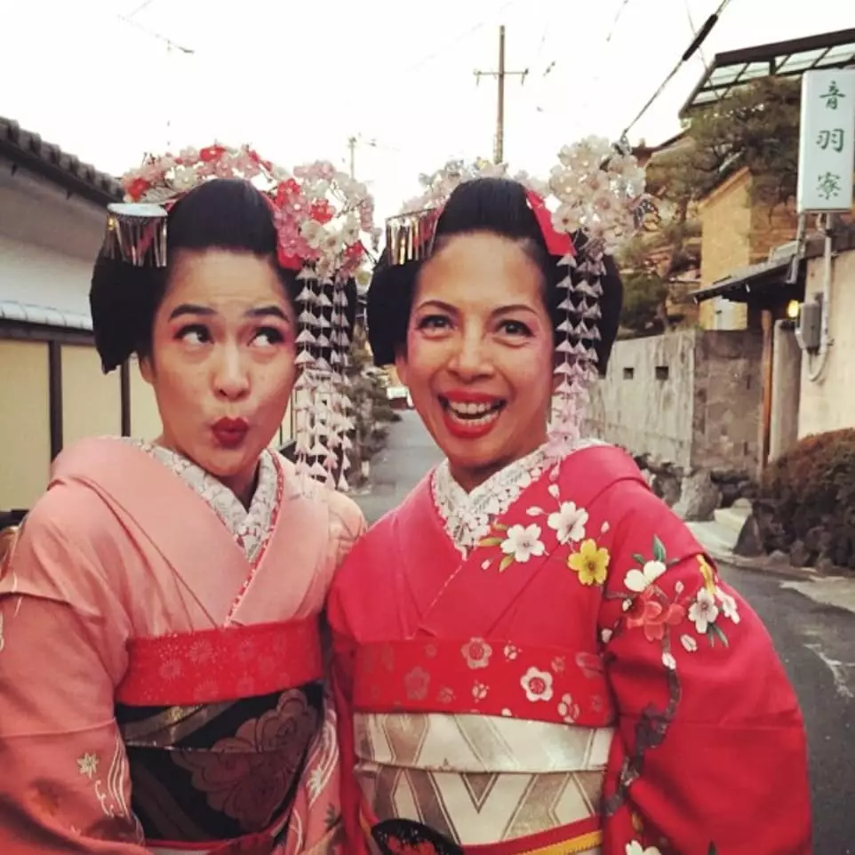 potret kebersamaan dian sastro dan ibu © instagram potret kebersamaan dian sastro dan ibu © instagram