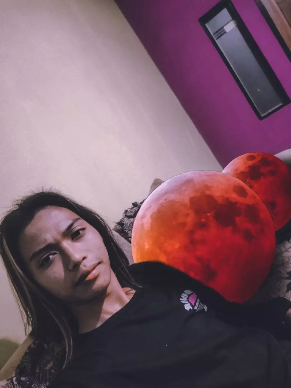 editan foto gerhana bulan Berbagai sumber