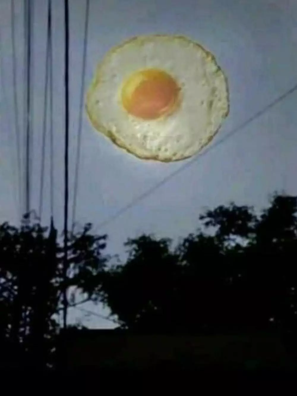 editan foto gerhana bulan Berbagai sumber