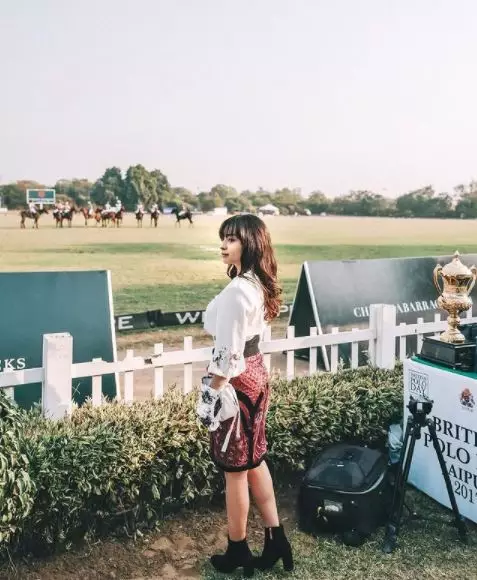 potret nikita willy dengan rambut poni Berbagai sumber potret nikita willy dengan rambut poni Berbagai sumber