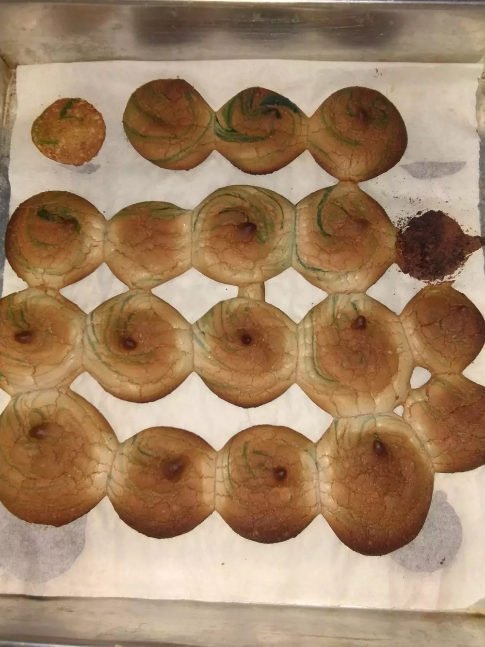 Potret gagal bikin kue basah © berbagai sumber Potret gagal bikin kue basah © berbagai sumber