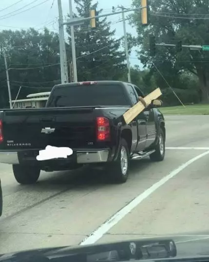 cara nyeleneh bawa barang © 2021 berbagai sumber