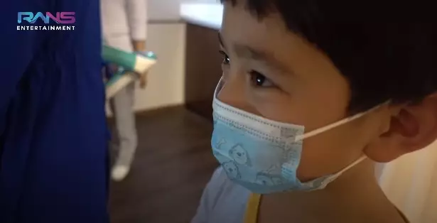 Momen Nagita Slavina cek USG 4D © YouTube