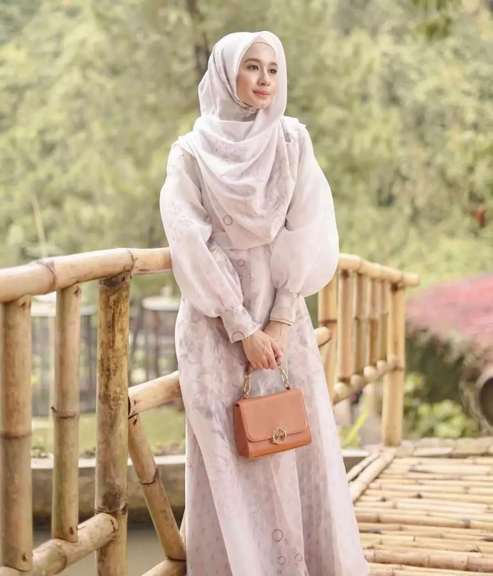 Potret 9 ratu sinetron era 2000-an yang kini berhijab dari berbagai sumber