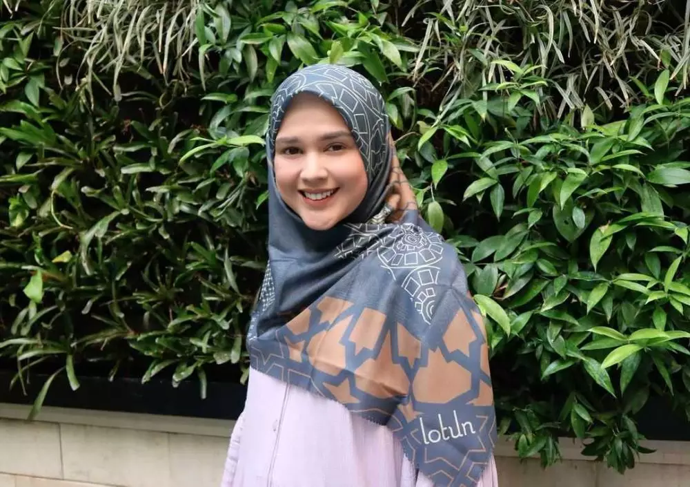 Potret 9 ratu sinetron era 2000-an yang kini berhijab dari berbagai sumber