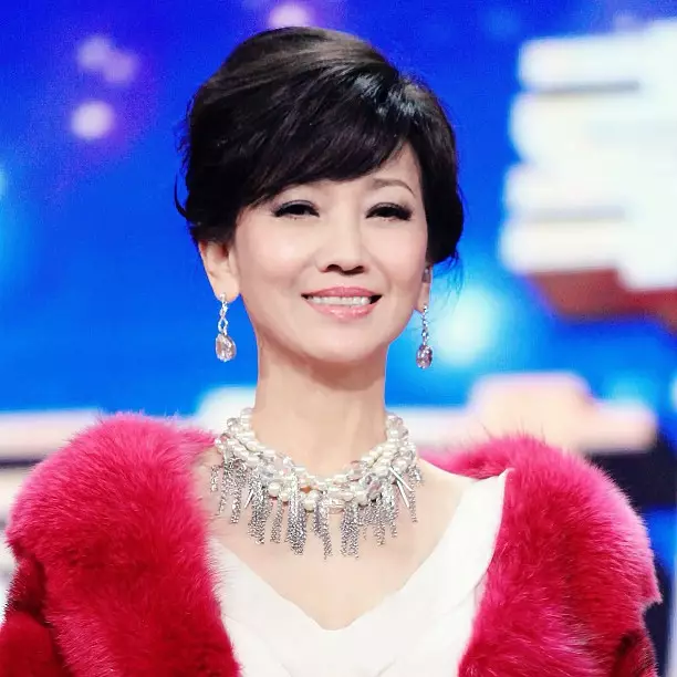 potret terbaru bai su zhen © 2021 Instagram