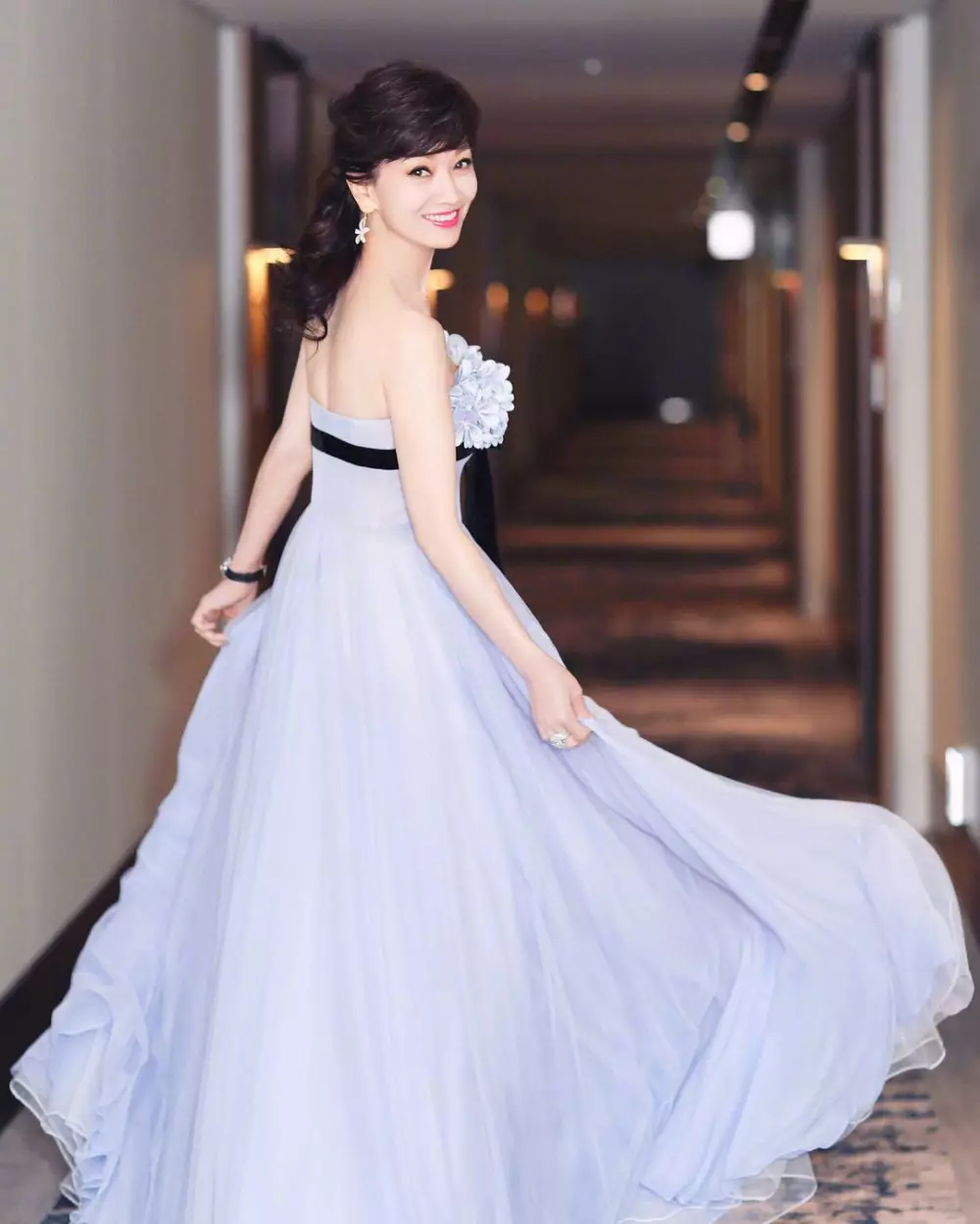 potret terbaru bai su zhen © 2021 Instagram