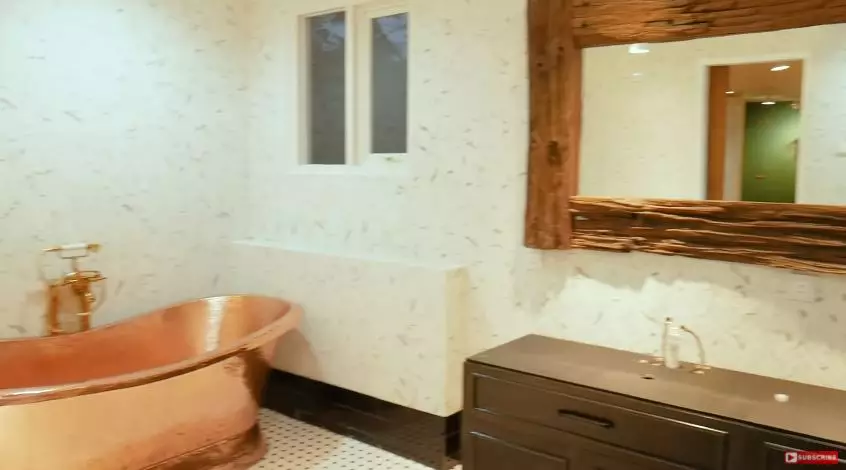 penampakan rumah baru sharena dan ryan delon © berbagai sumber