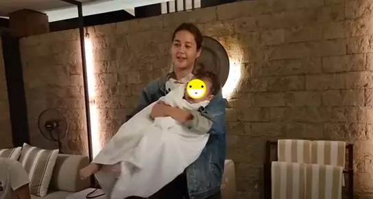 Momen liburan Paula setelah sembuh covid-19 © YouTube/Baim Paula