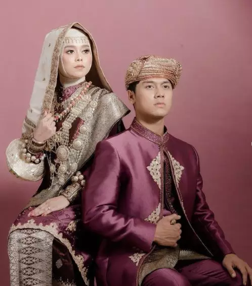 detail makeup Lesty kejora Berbagai sumber