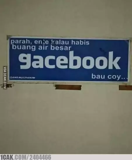 Spanduk dan papan WC umum © berbagai sumber