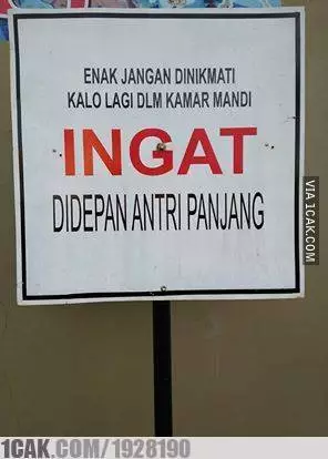 Spanduk dan papan WC umum © berbagai sumber