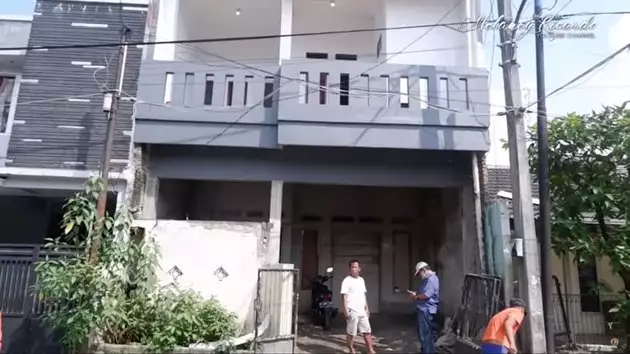 rumah Abdul Hamid Pak Ogah © 2021 brilio.net YouTube