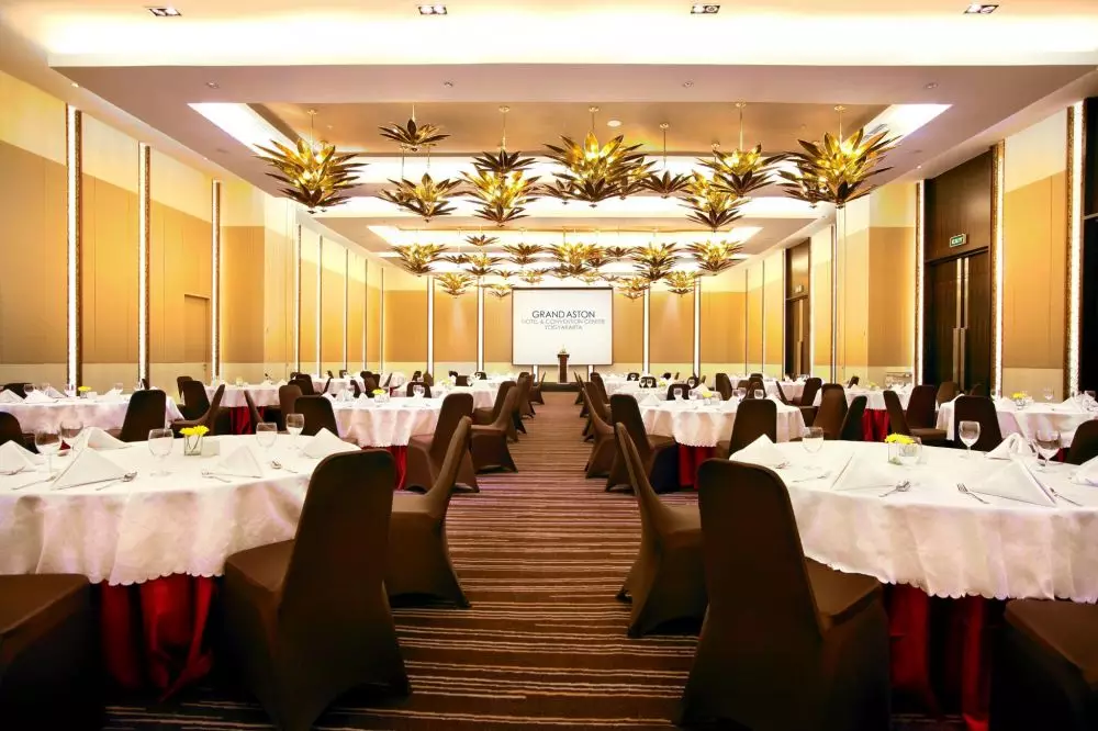 Aston © 2021 brilio.net Aston © 2021 brilio.net