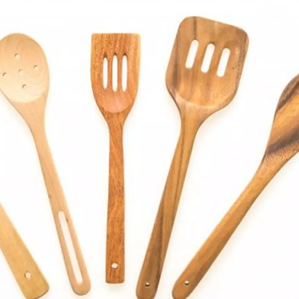 Mengenal 7 jenis spatula dan fungsinya, cocok buat pemula