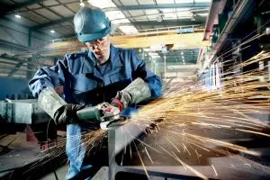 4 Cara tepat menggunakan mesin gerinda tangan agar tetap aman