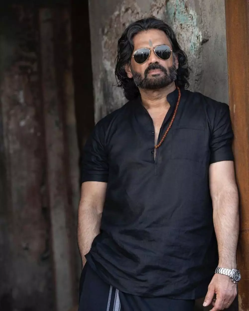 kabar terbaru pemain film Main Hoo Na dari berbagai sumber