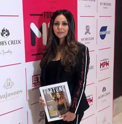 potret Gauri Khan tetap eksis dan awet muda © Instagram/@gaurikhan potret Gauri Khan tetap eksis dan awet muda © Instagram/@gaurikhan
