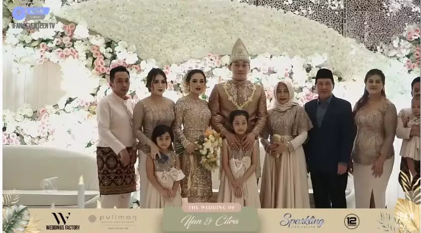 momen resepsi ifan seventeen dan citra monica © YouTube