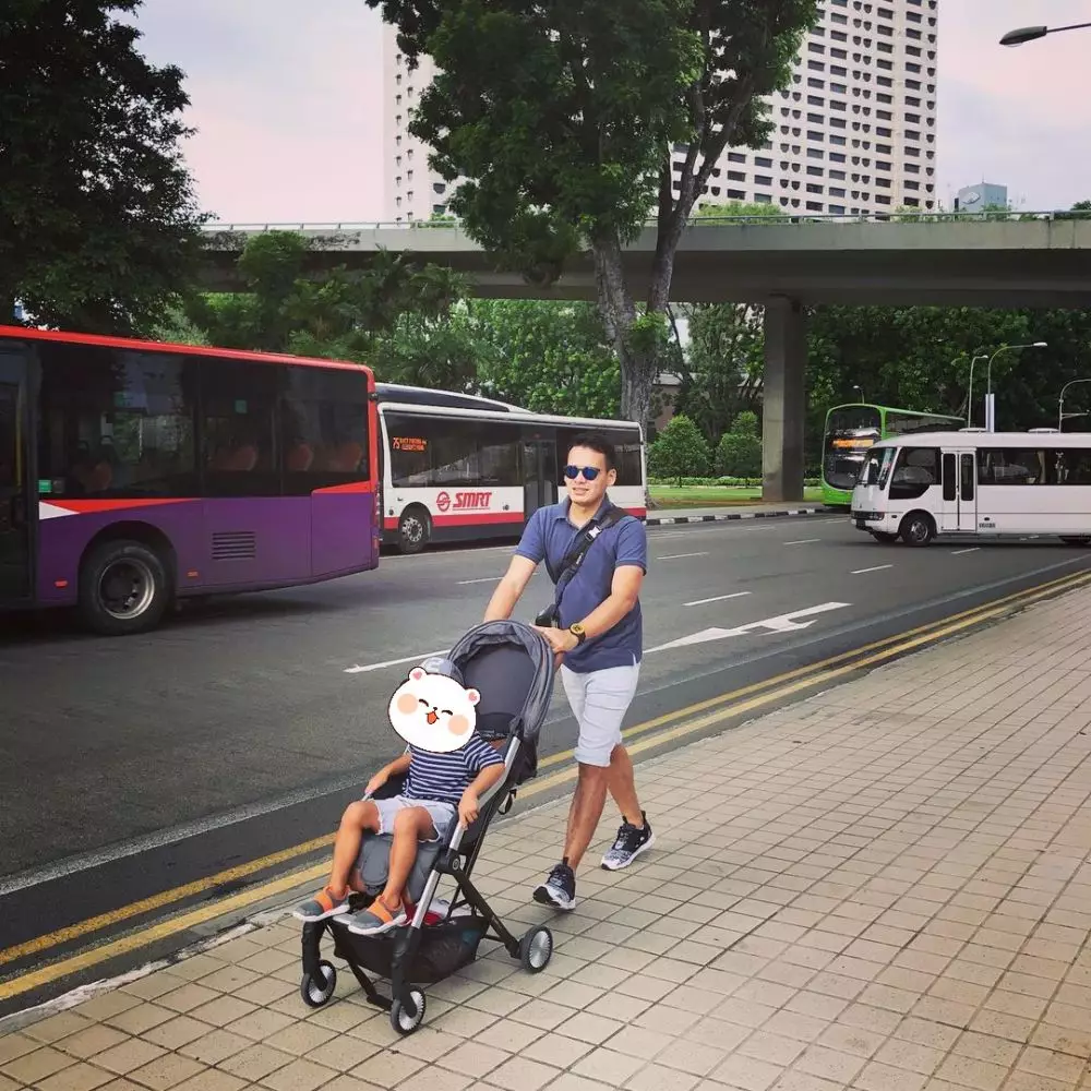 Beda gaya raja FTV momong anak © 2021 brilio.net