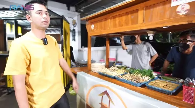 Nagita Raffi borong angkringan © 2021 brilio.net