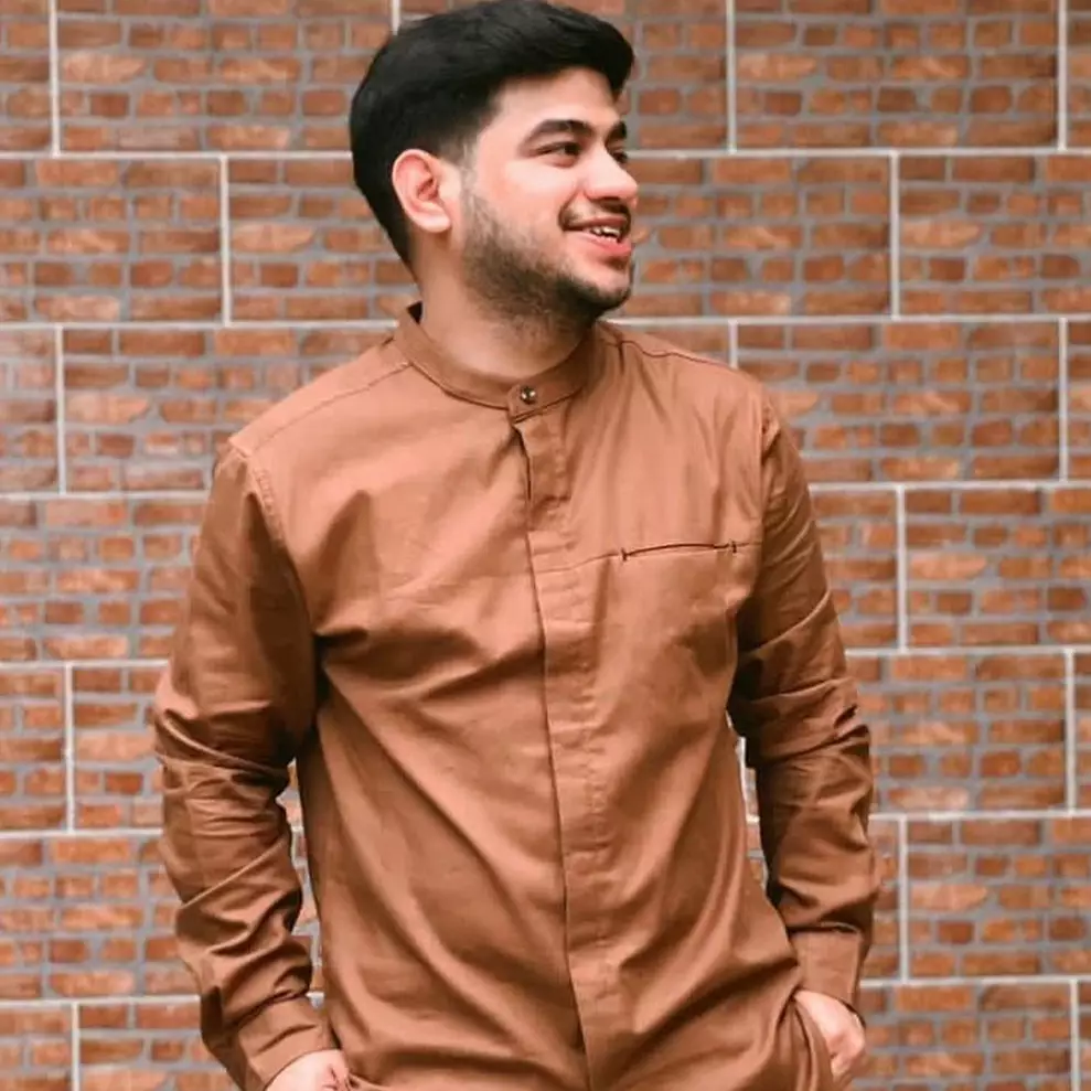 10 Penampakan rumah Fadil Jaidi, ada toko sembako