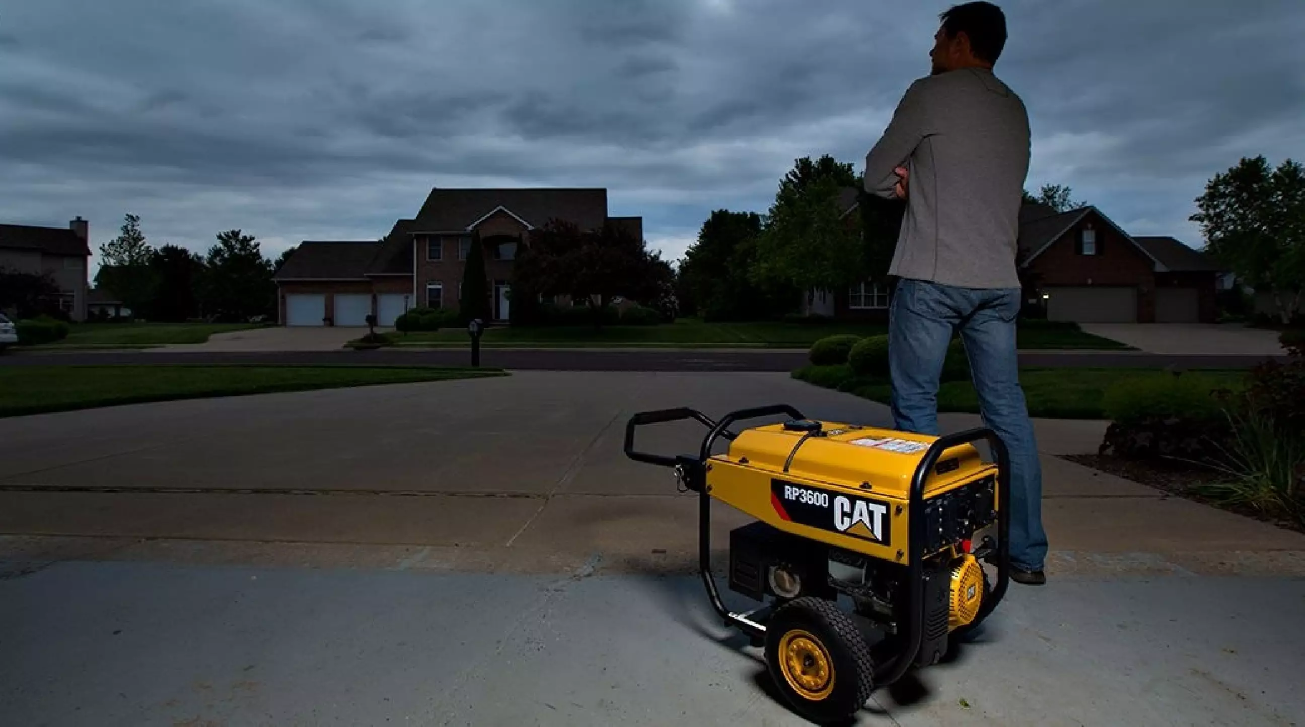 4 Tips memilih genset untuk membantu kamu tetap produktif saat WFH