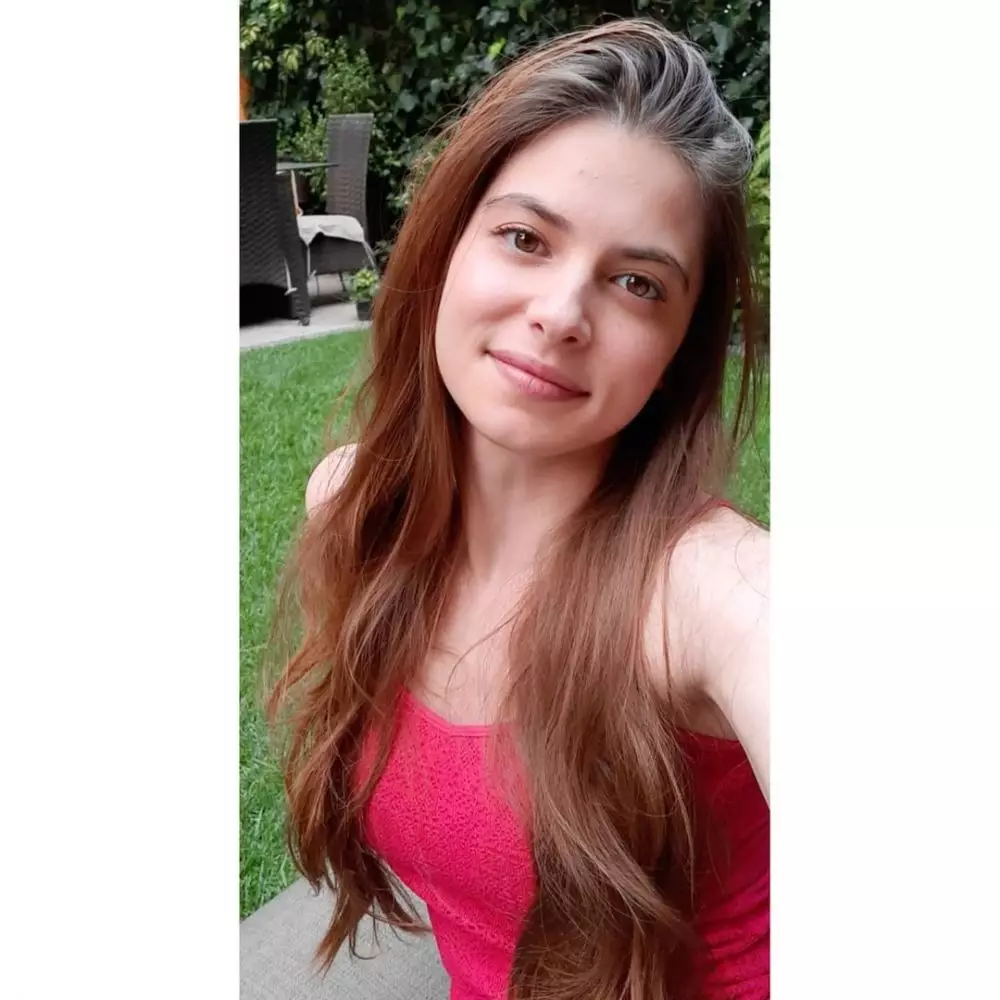 Dulce Maria tanpa makeup © Instagram