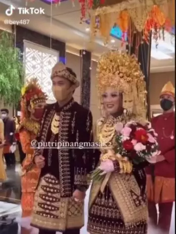 nikahan fathur ketua bem ugm Berbagai sumber