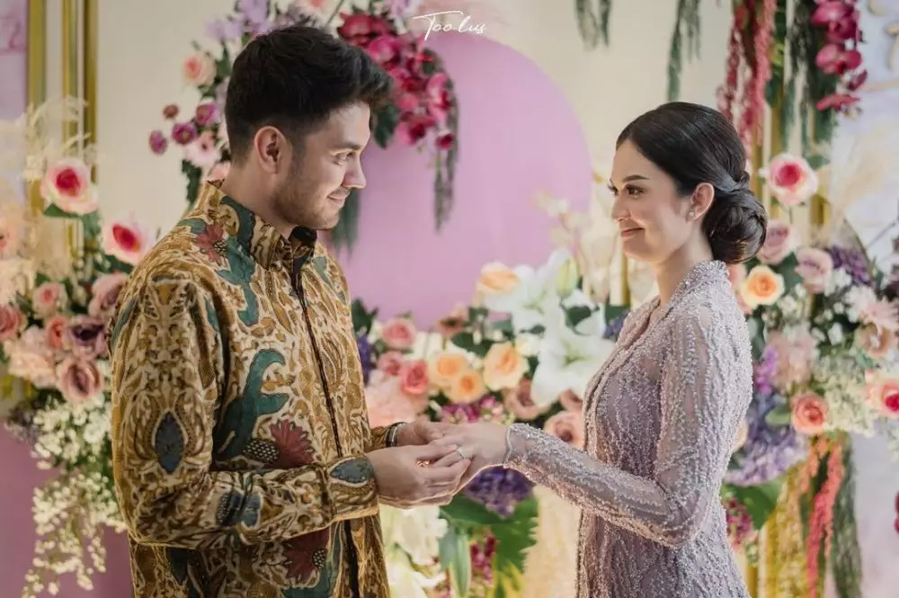 momen lamaran faradilla yoshi dan bryan © instagram
