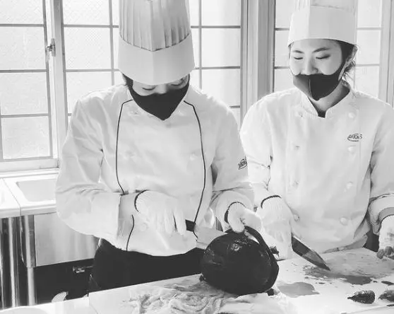 potret adik leony trio kwek kwek Berbagai sumber