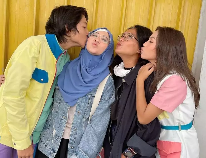 Saskia Chadwick dan Okie © Instagram