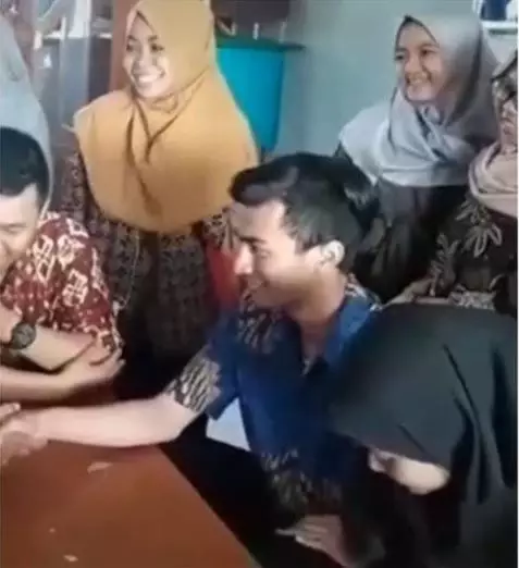 viral nikah berawal dari bercandaan Berbagai sumber