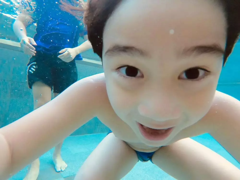 Rafathar foto sambil menyelam © 2021 brilio.net