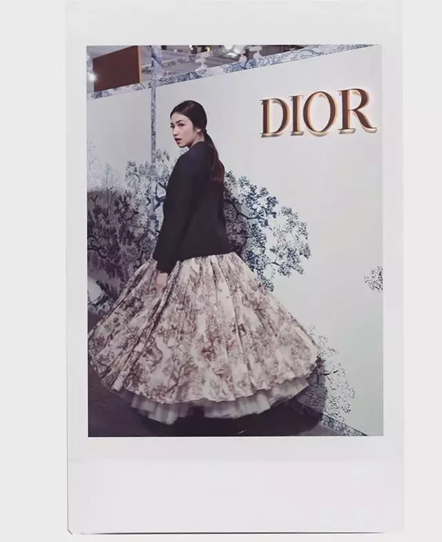 beda gaya seleb di acara Dior  © 2021 brilio.net