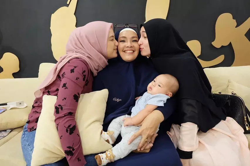 ulang tahun ibunda andhika © 2021 Instagram