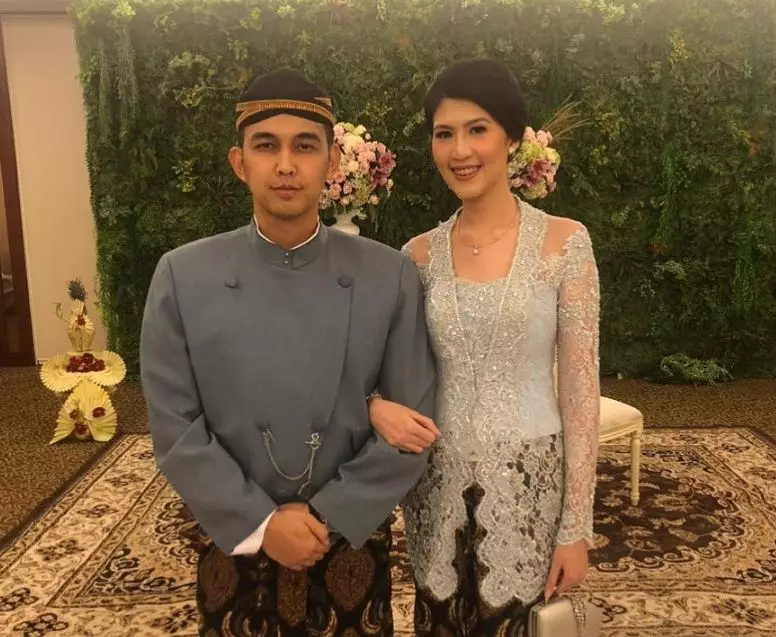 vokalis dan istri kondangan © Instagram vokalis dan istri kondangan © Instagram