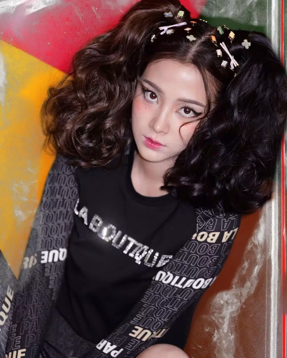 Potret Nam bermakeup tebal © 2021 brilio.net